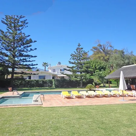 Amazing Beachfront Heated Pool Villa